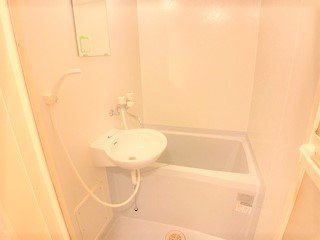 レオパレスアクティの浴室