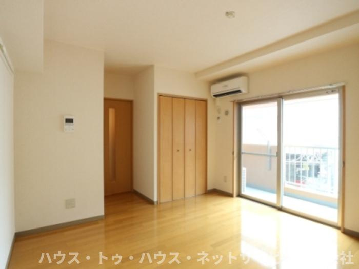 Sunshine Hillsの居間・リビング