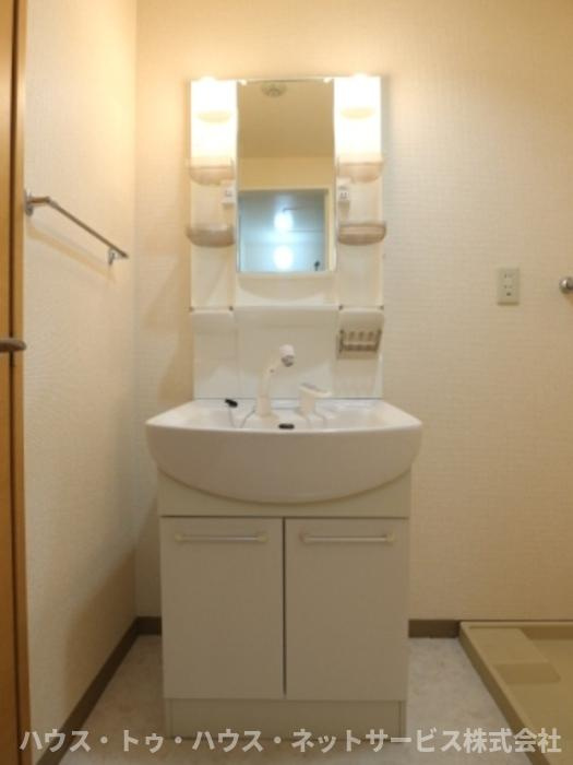 Sunshine Hillsの洗面所