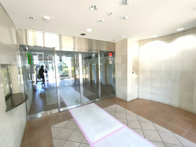 グランパセオ新小岩のロビー