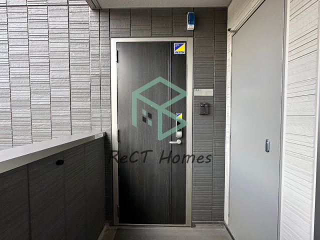 プリムローズ・佳音の玄関