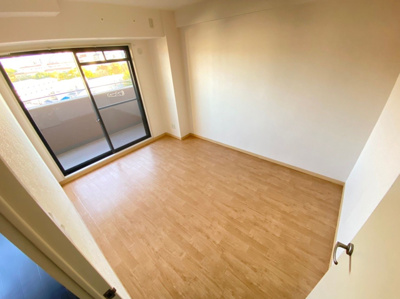 【洋室】 | サンヴェール