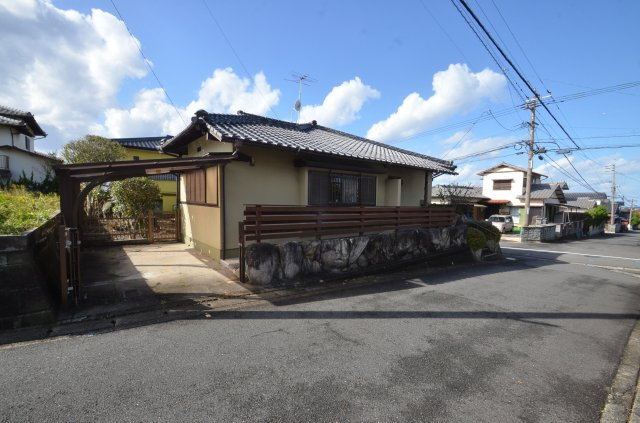 土地　中間市小田ヶ浦の前面道路含む現地写真|令和6年11月28日撮影