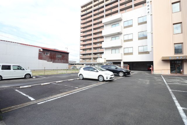 【駐車場】 | 第二遠賀ビルテナント