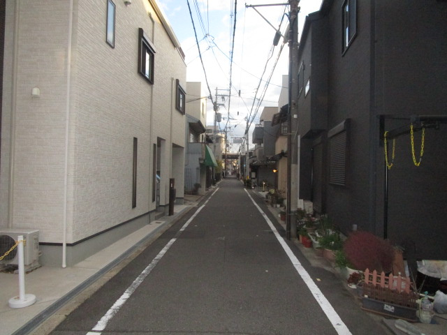 大阪市西成区玉出中１丁目の旅館の周辺