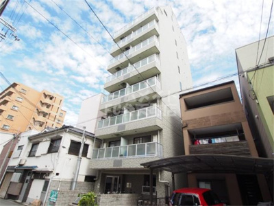 【外観】 | ROYAL COURT | 建物外観を気になさる方へ、見た目の良い物件です