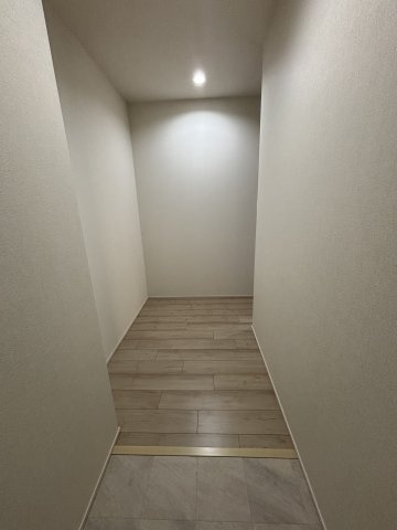 フジパレス上神田Ⅱ番館の玄関