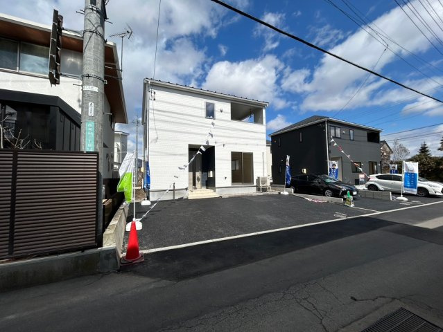 新築戸建　長野市西和田の前面道路含む現地写真