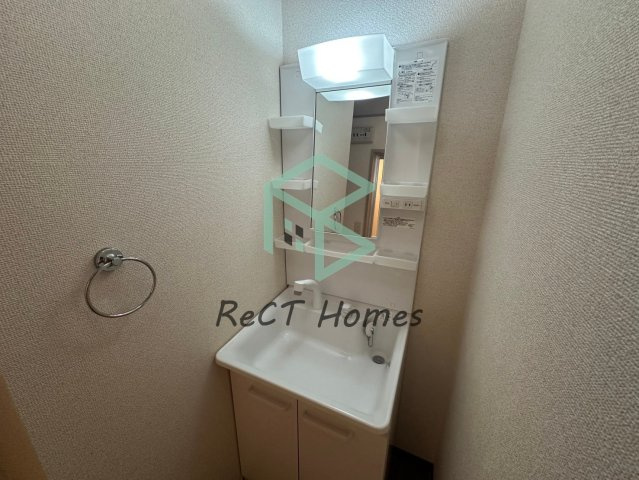 サンシャインBの洗面所