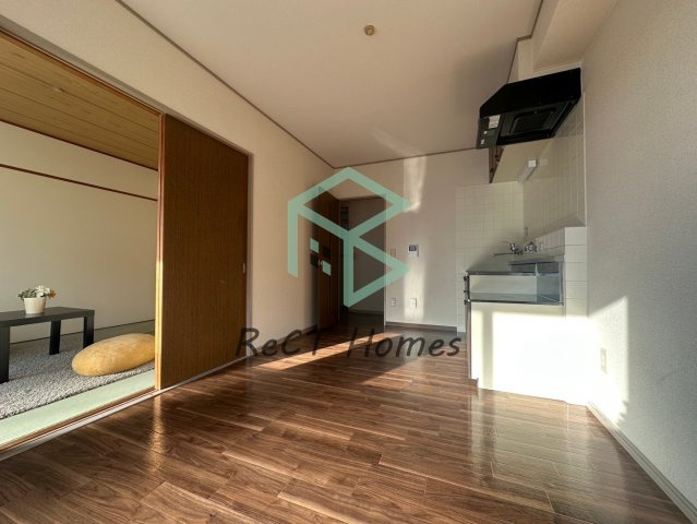 サンシャインBの居間・リビング