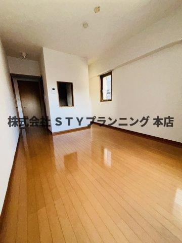 仲介手数料０円！メゾン浅井の居間・リビング