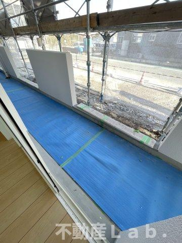 オレンジのバルコニー