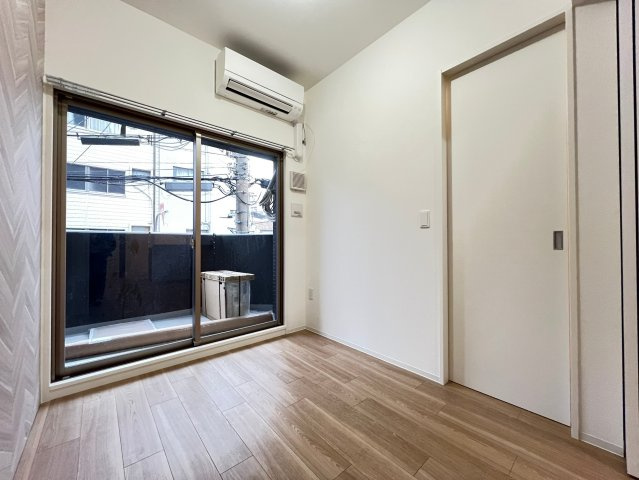 セレニテ難波ミラク参番館の洋室