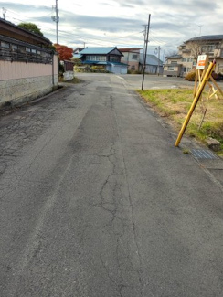 【前面道路含む現地写真】