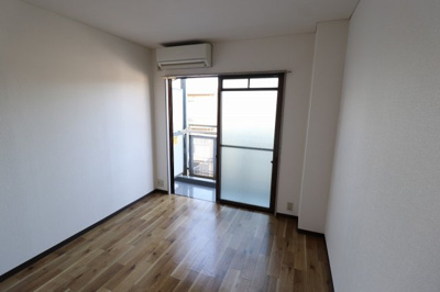 【居間・リビング】 | ＧreenＶilla森小路(旧みどり荘)