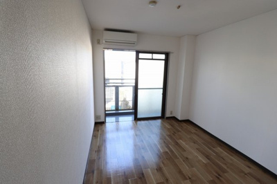 【居間・リビング】 | ＧreenＶilla森小路(旧みどり荘)