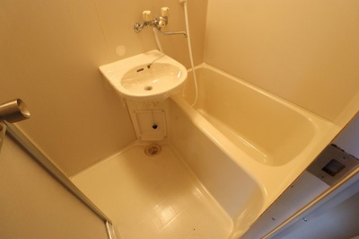 【浴室】 | ＧreenＶilla森小路(旧みどり荘)