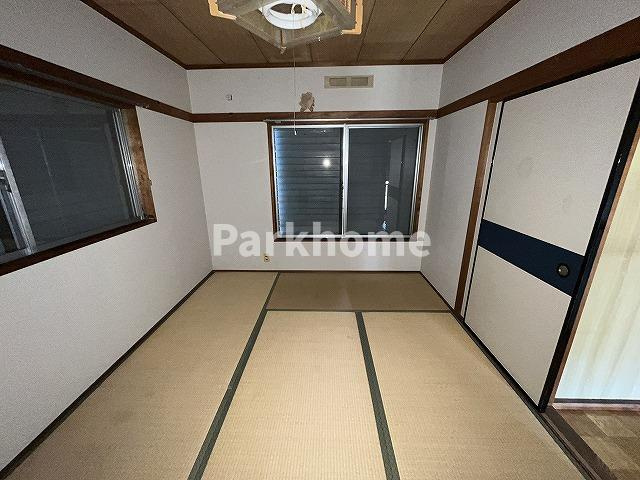 槇山町貸家の和室