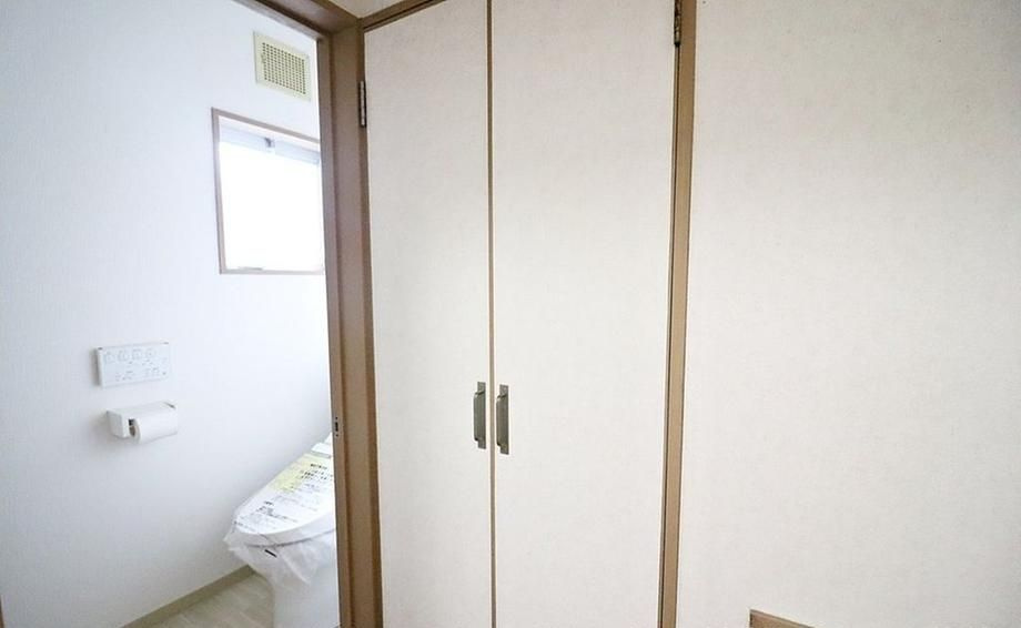 大津市千石台　中古戸建のトイレ