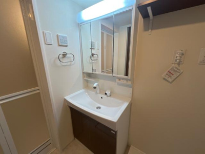 【洗面所】 | シャイニーヒルズ | 洗髪洗面化粧台