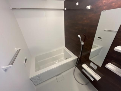 【浴室】 | シャイニーヒルズ | バス