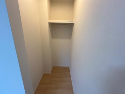 【収納】 | シャイニーヒルズ | ウォークインクローゼット