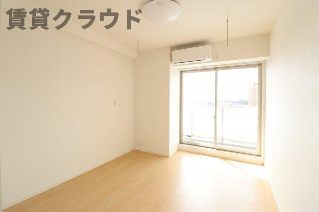 フォーシーズン千葉の寝室|使い勝手のいい寝室です
