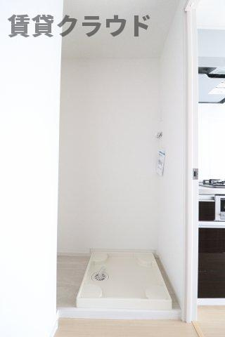 フォーシーズン千葉の洗面所|脱衣スペースもあります