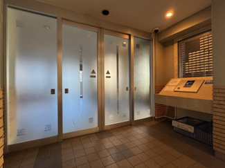 【エントランス】