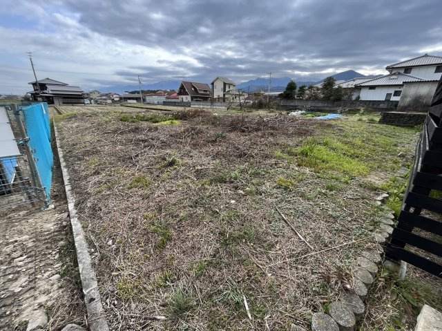 西条市小松町南川甲269番2の外観