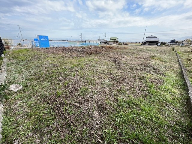 西条市小松町南川甲269番2の外観