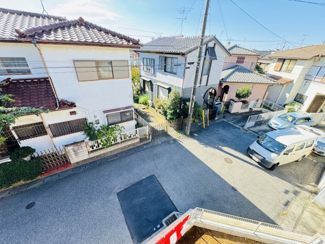 松戸市八ケ崎４丁目新築戸建【高木小学校：10分】の展望|バルコニーより道路側眺望