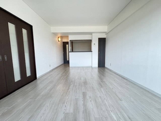 パストラル和泉の居間・リビング