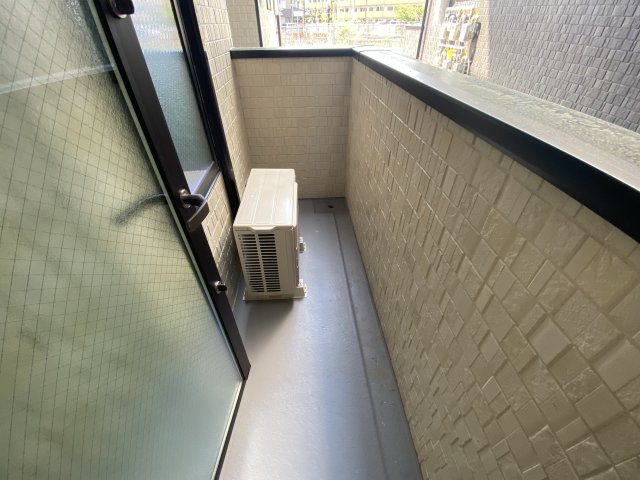 ボヌール英賀保駅前Ⅱのバルコニー