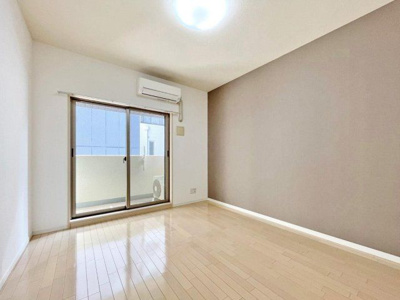 【洋室】 | S-FORT新大阪ravir