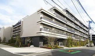 【外観】 | 鉄筋コンクリート造のがっちりとした建物。