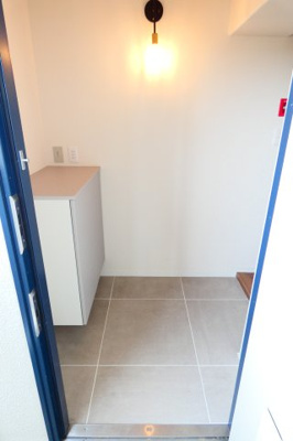 【玄関】 | 西武拝島ハイツ1号棟 | シューズボックスのある玄関です