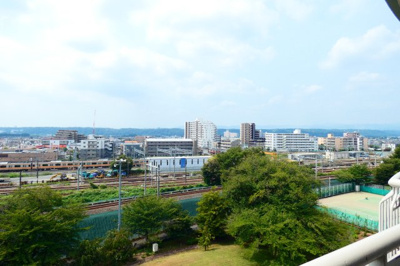 【展望】 | 西武拝島ハイツ1号棟 | 南向きで眺望・日当たり良好です。