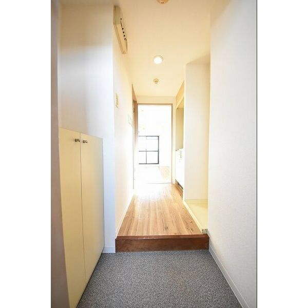 チコーベルメゾン札ノ辻Ⅰの玄関