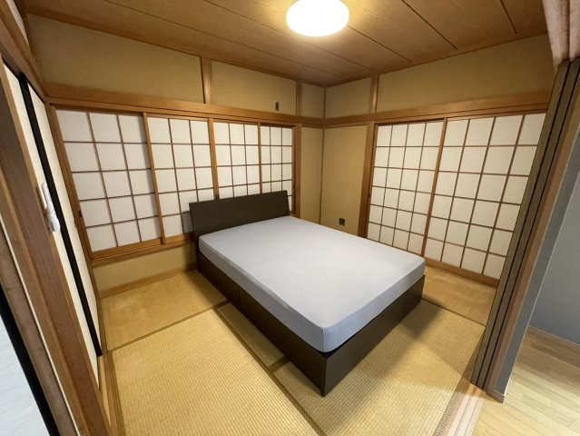 【和室】 | 馬堀3丁目戸建 | ベッド有り