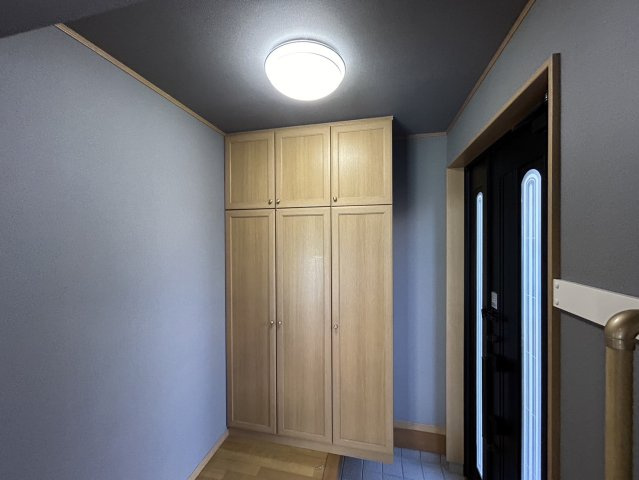 【玄関】 | 馬堀3丁目戸建 | シューズボックス