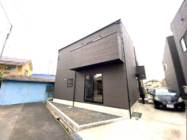 鴻巣市下忍～中古戸建住宅～の外観|カースペース2台可（車種による）です