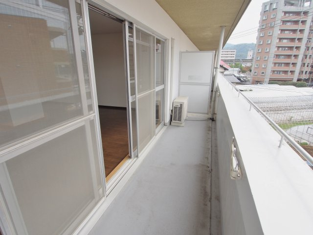 サニーマンション西田のバルコニー