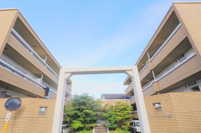 サニーマンション西田の外観