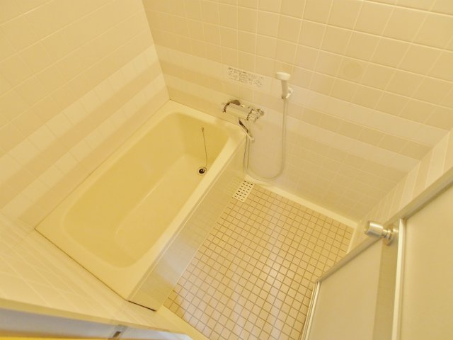 サニーマンション西田の浴室