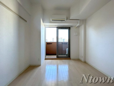 【その他】 | プレサンス鶴舞グリーンパーク | おしゃれな居間です