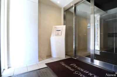 【エントランス】 | プレサンス鶴舞グリーンパーク | 清潔なエントランスです