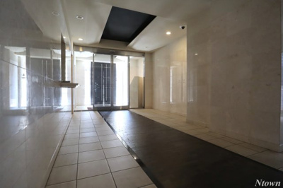 【ロビー】 | プレサンス鶴舞グリーンパーク | 建物の内部です