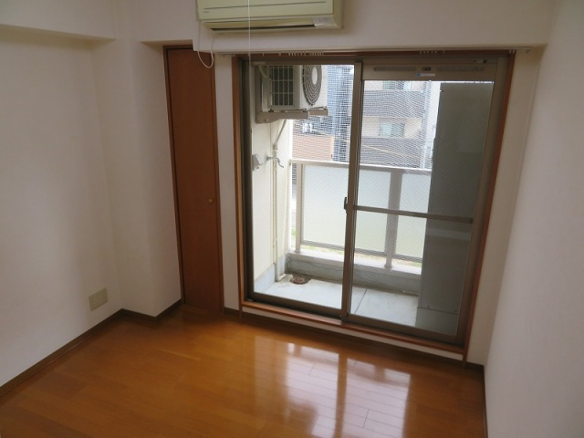 ジェイプライド新深江の居間・リビング