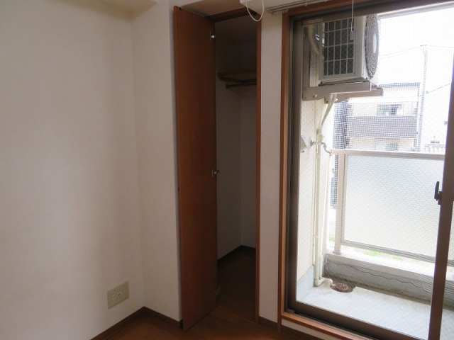 ジェイプライド新深江の収納